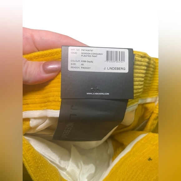 J. Lindeberg Gordon Yellow Corduroy Pants NWT Size 46 / Medium - Picture 7 of 7